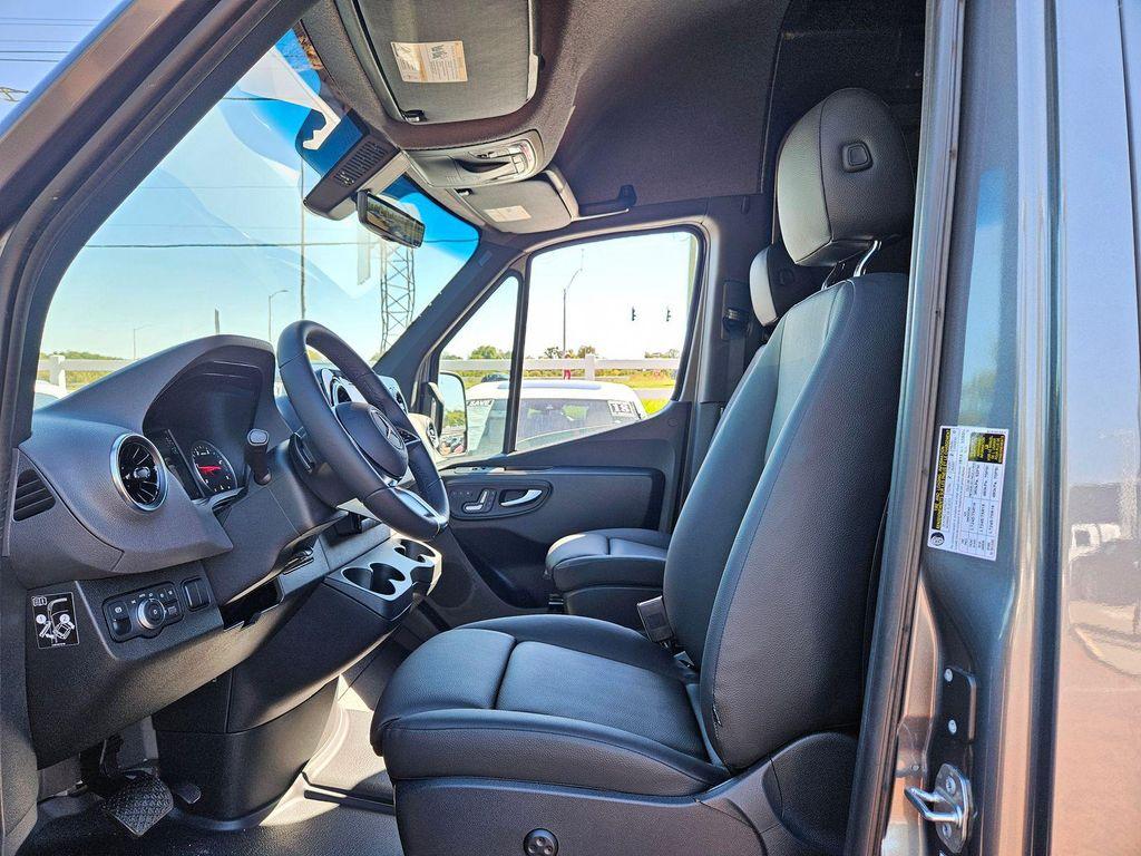 new 2025 Mercedes-Benz Sprinter 2500 car, priced at $80,566