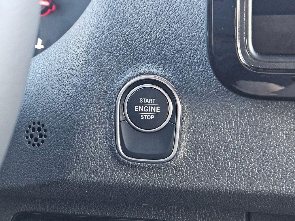 new 2025 Mercedes-Benz Sprinter 2500 car, priced at $80,566