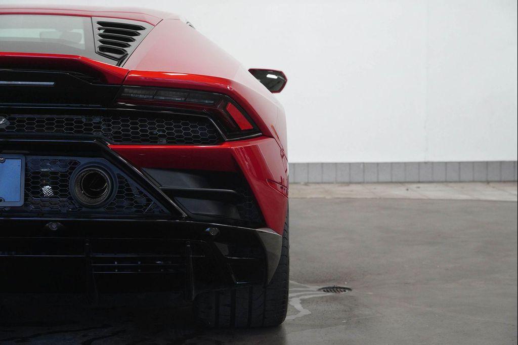 used 2021 Lamborghini Huracan EVO car, priced at $309,688