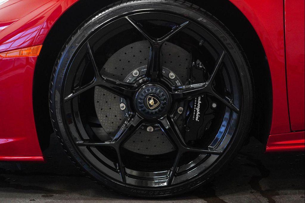 used 2021 Lamborghini Huracan EVO car, priced at $309,688