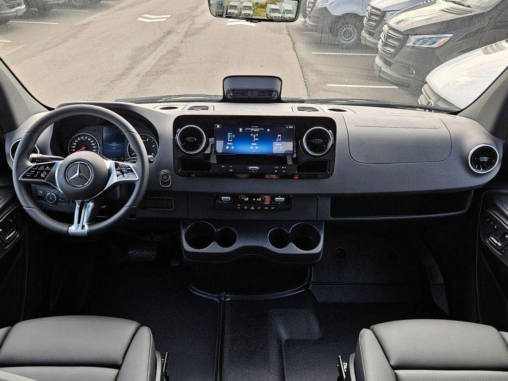 new 2025 Mercedes-Benz Sprinter 2500 car, priced at $80,566