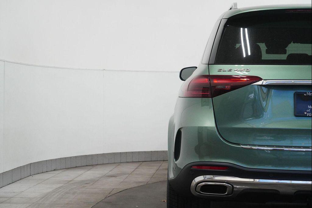 new 2026 Mercedes-Benz GLE 450 car, priced at $96,115
