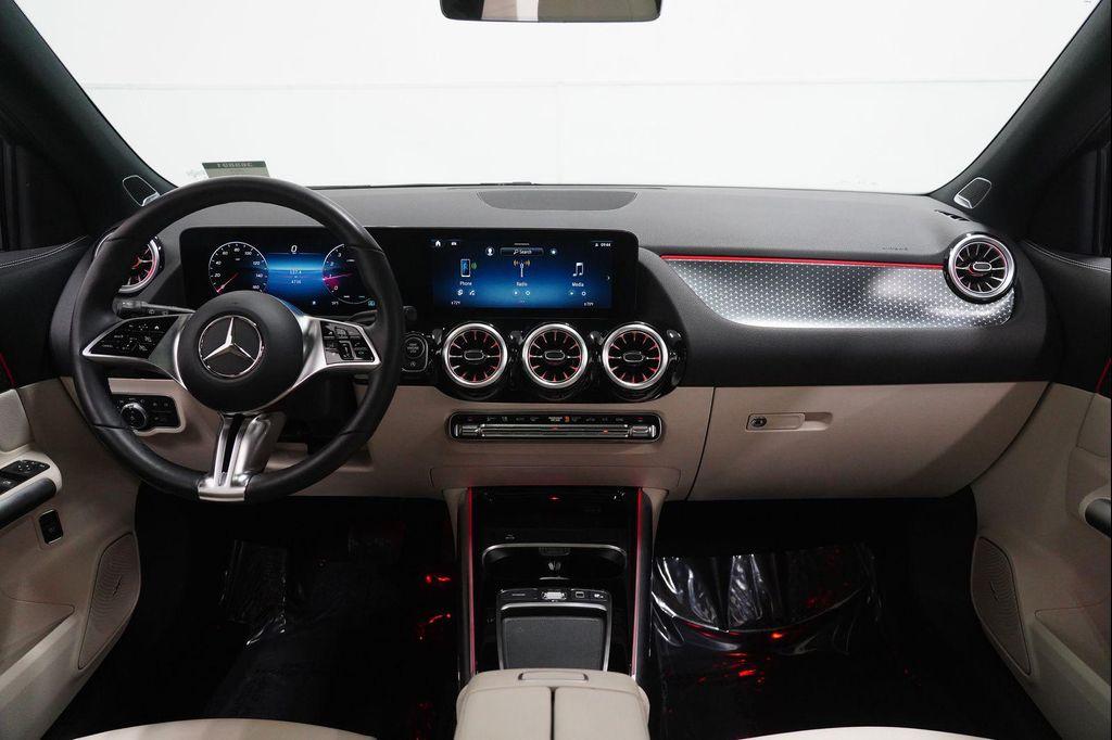 used 2025 Mercedes-Benz GLA 250 car, priced at $42,649