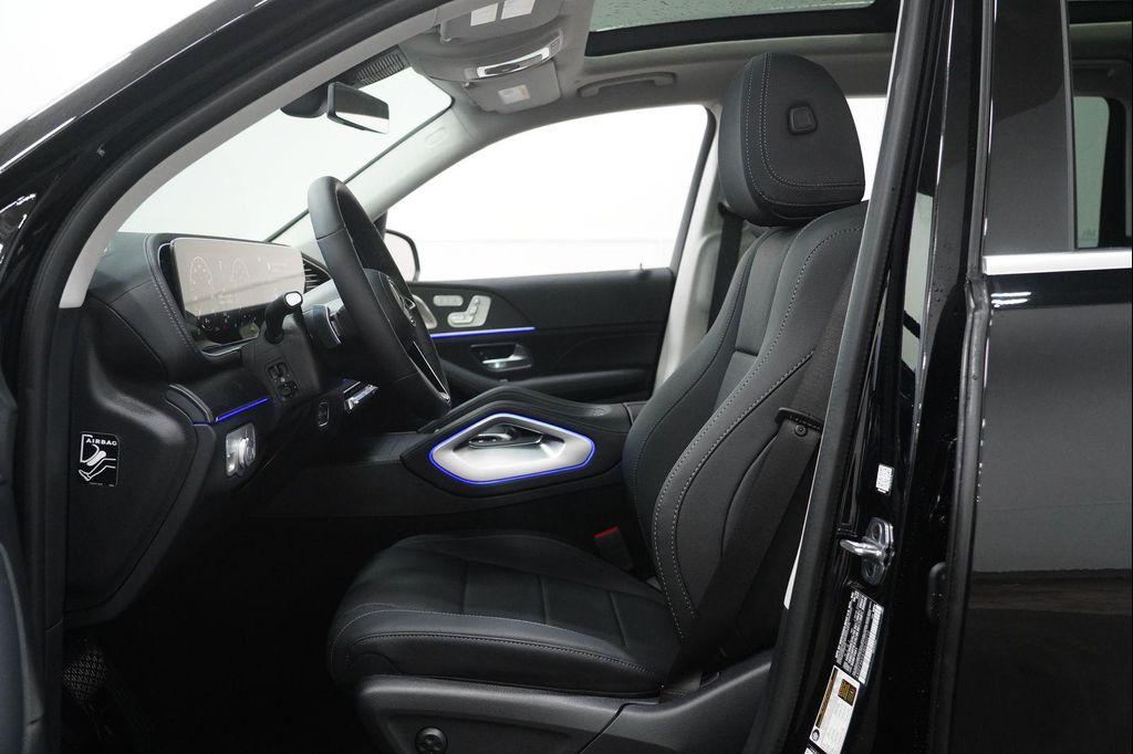 new 2026 Mercedes-Benz GLS 450 car, priced at $93,615