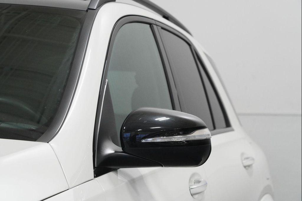 used 2024 Mercedes-Benz GLE 450 Plug-In Hybrid car, priced at $60,011