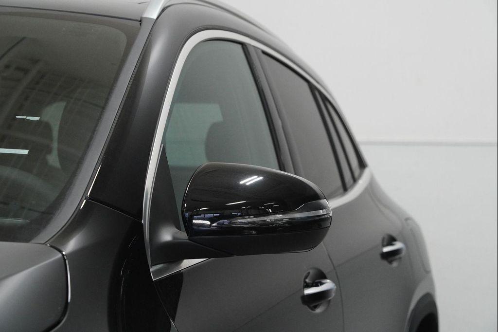 new 2026 Mercedes-Benz GLA 250 car, priced at $49,330