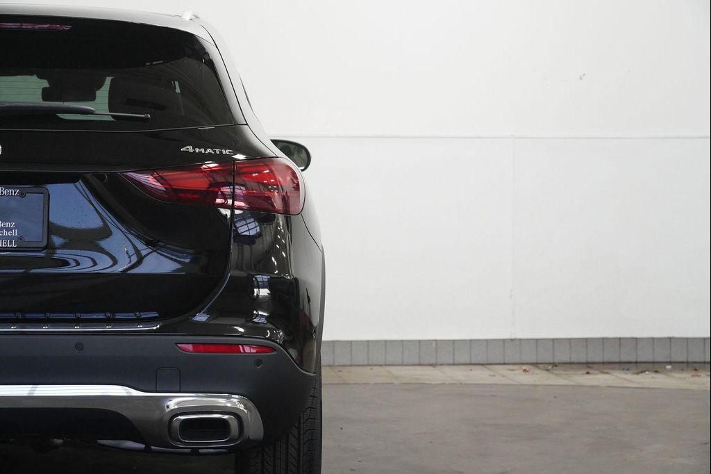 new 2026 Mercedes-Benz GLA 250 car, priced at $49,330