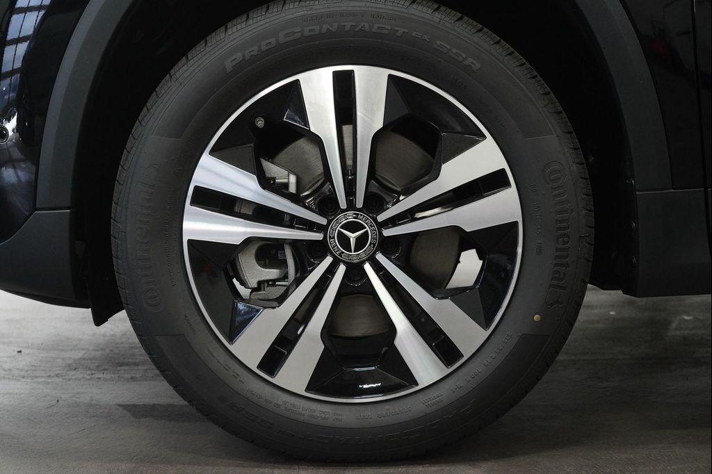 new 2026 Mercedes-Benz GLA 250 car, priced at $49,330