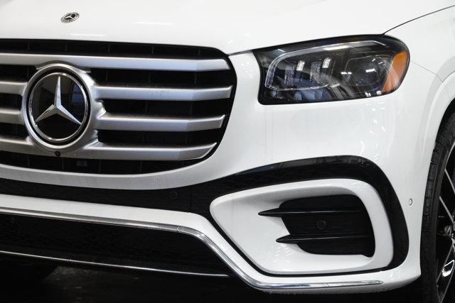 new 2025 Mercedes-Benz GLS 450 car, priced at $109,625
