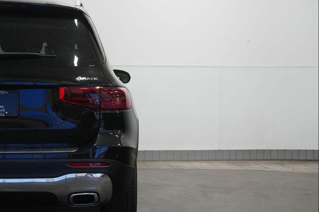 new 2026 Mercedes-Benz GLB 250 car, priced at $52,560