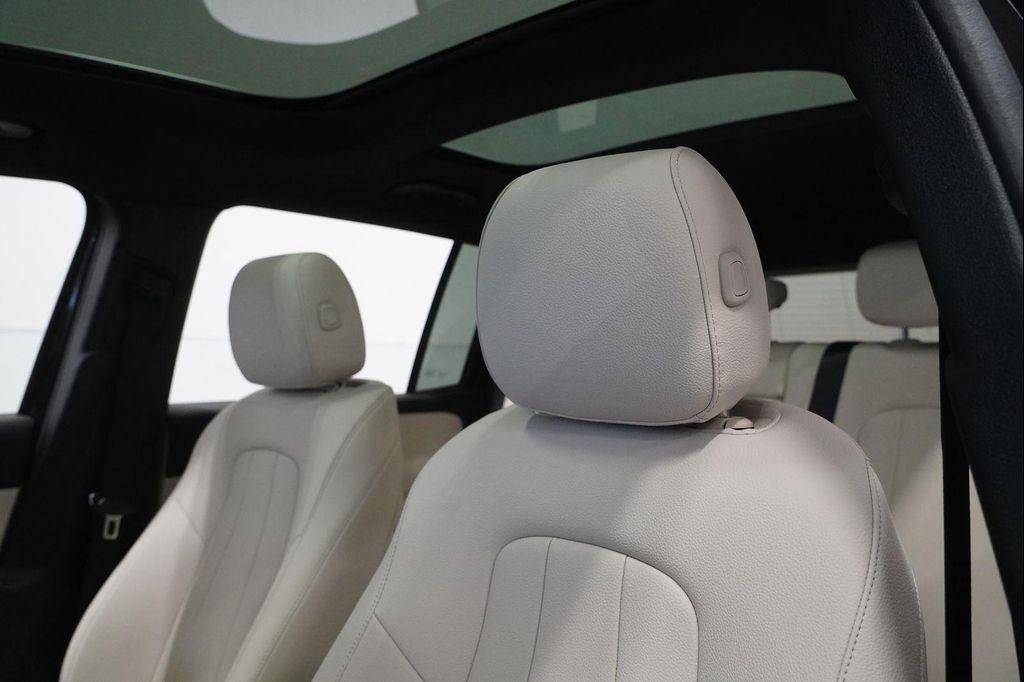 new 2026 Mercedes-Benz GLB 250 car, priced at $52,560