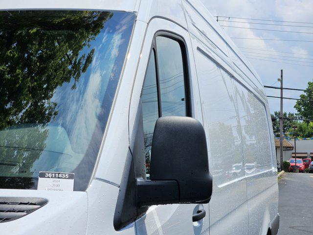 new 2024 Mercedes-Benz Sprinter 2500 car, priced at $75,128