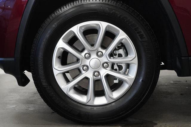 used 2022 Jeep Grand Cherokee car, priced at $31,563