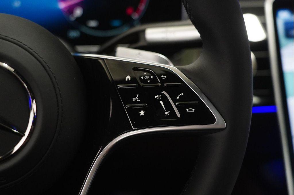 new 2026 Mercedes-Benz Maybach S 580 car, priced at $237,285