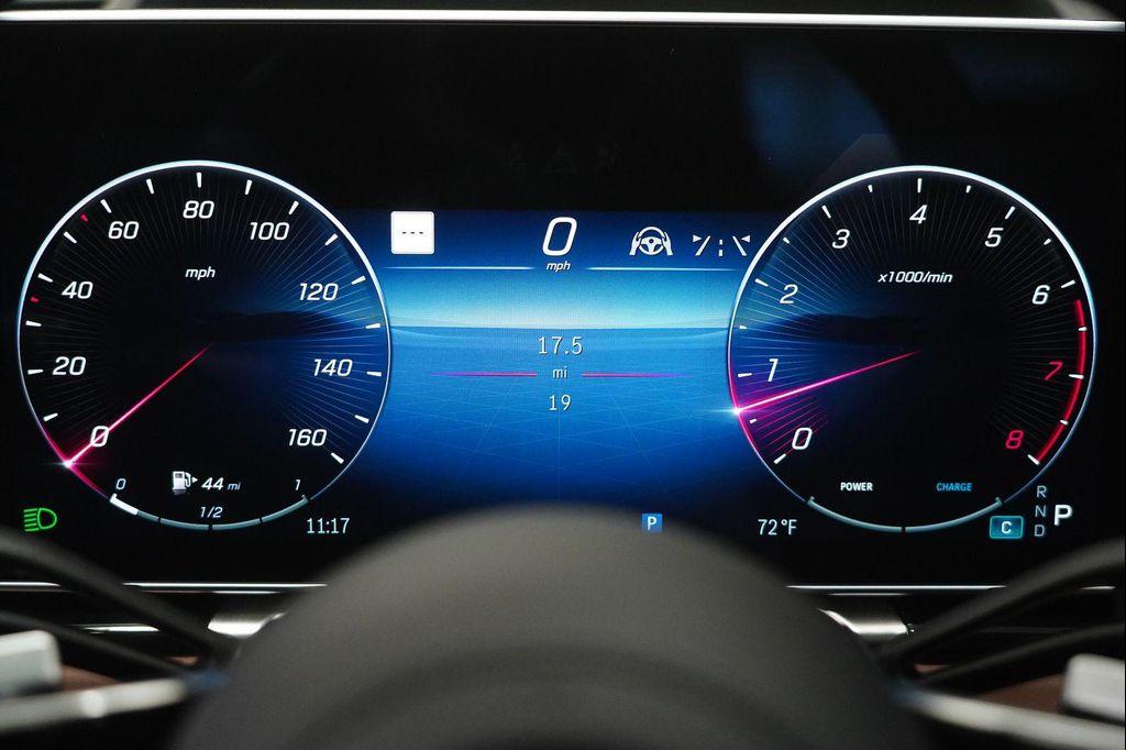 new 2026 Mercedes-Benz Maybach S 580 car, priced at $237,285