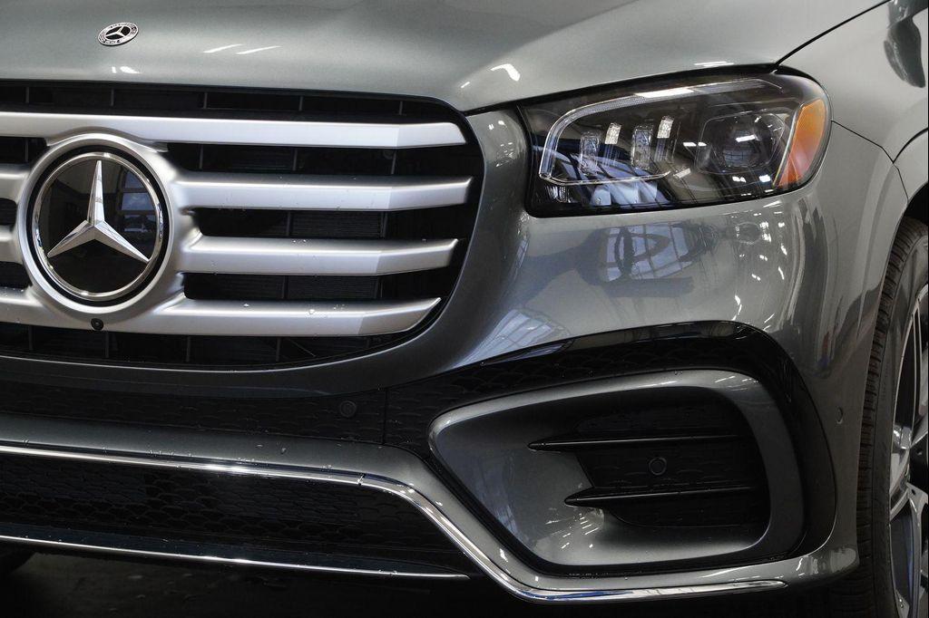 new 2026 Mercedes-Benz GLS 450 car, priced at $96,865