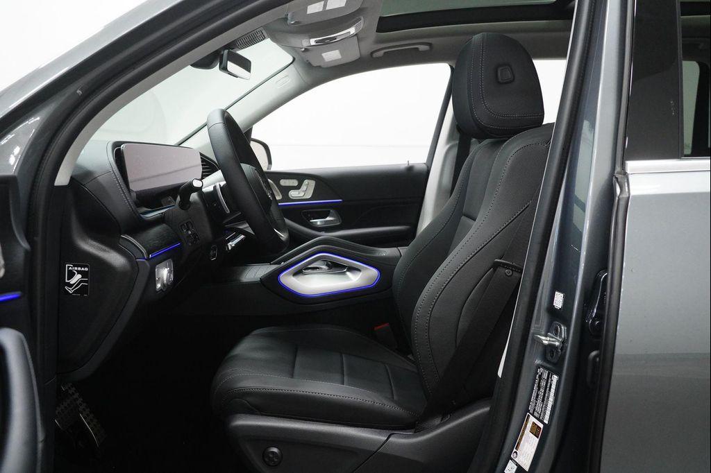 new 2026 Mercedes-Benz GLS 450 car, priced at $96,865