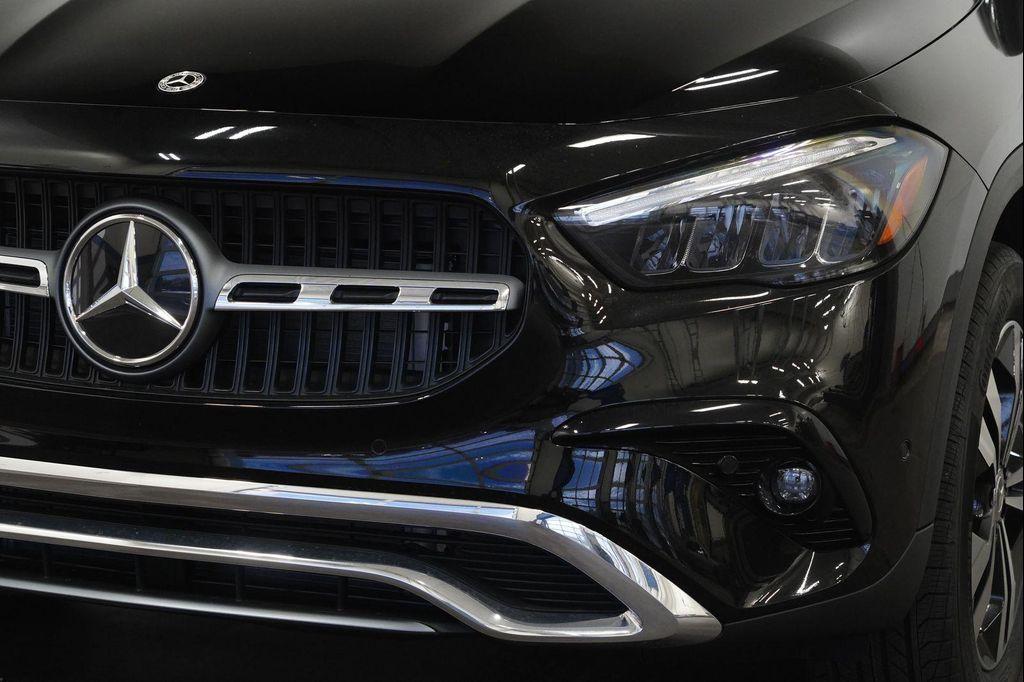 new 2026 Mercedes-Benz GLA 250 car, priced at $49,515