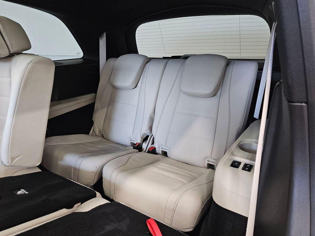 used 2025 Mercedes-Benz GLS 580 car, priced at $105,841