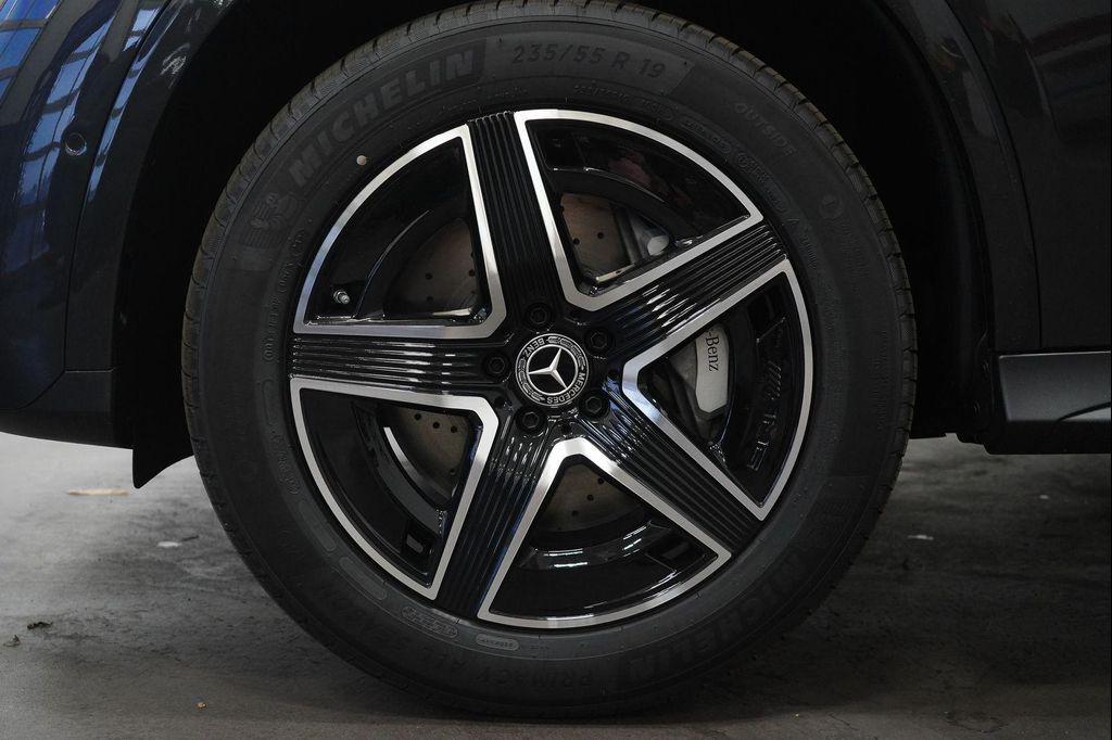 new 2026 Mercedes-Benz GLC 300 car, priced at $61,335
