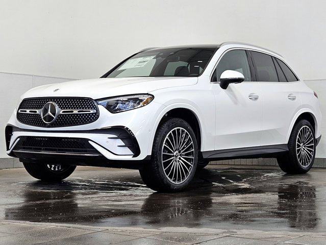 new 2025 Mercedes-Benz GLC 300 car, priced at $67,360