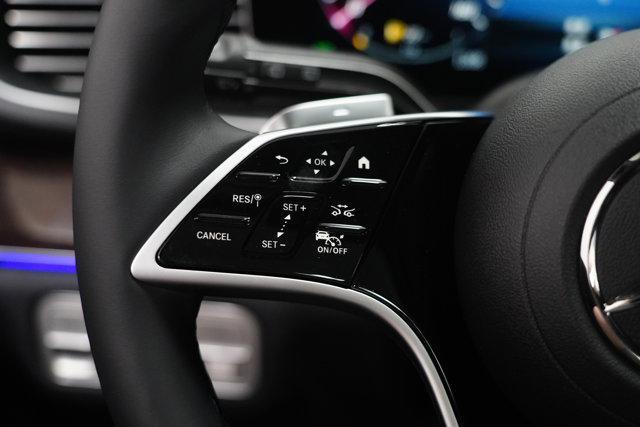 new 2025 Mercedes-Benz GLS 450 car, priced at $92,275
