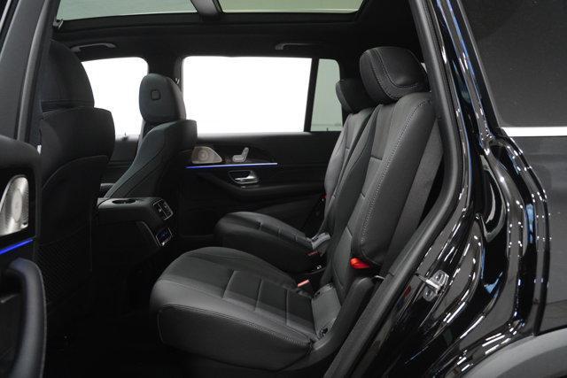 new 2025 Mercedes-Benz GLS 450 car, priced at $92,275