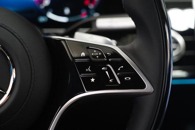 new 2025 Mercedes-Benz Maybach S 680 car, priced at $269,850