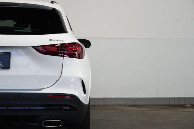new 2025 Mercedes-Benz GLA 250 car, priced at $54,295