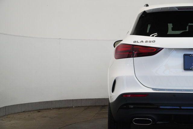 new 2025 Mercedes-Benz GLA 250 car, priced at $54,295