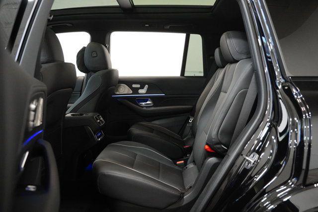 new 2025 Mercedes-Benz GLS 580 car, priced at $123,020