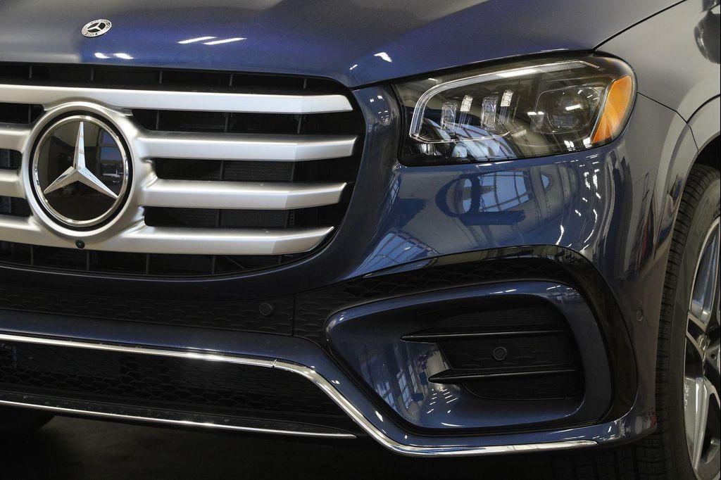 new 2026 Mercedes-Benz GLS 450 car, priced at $97,780