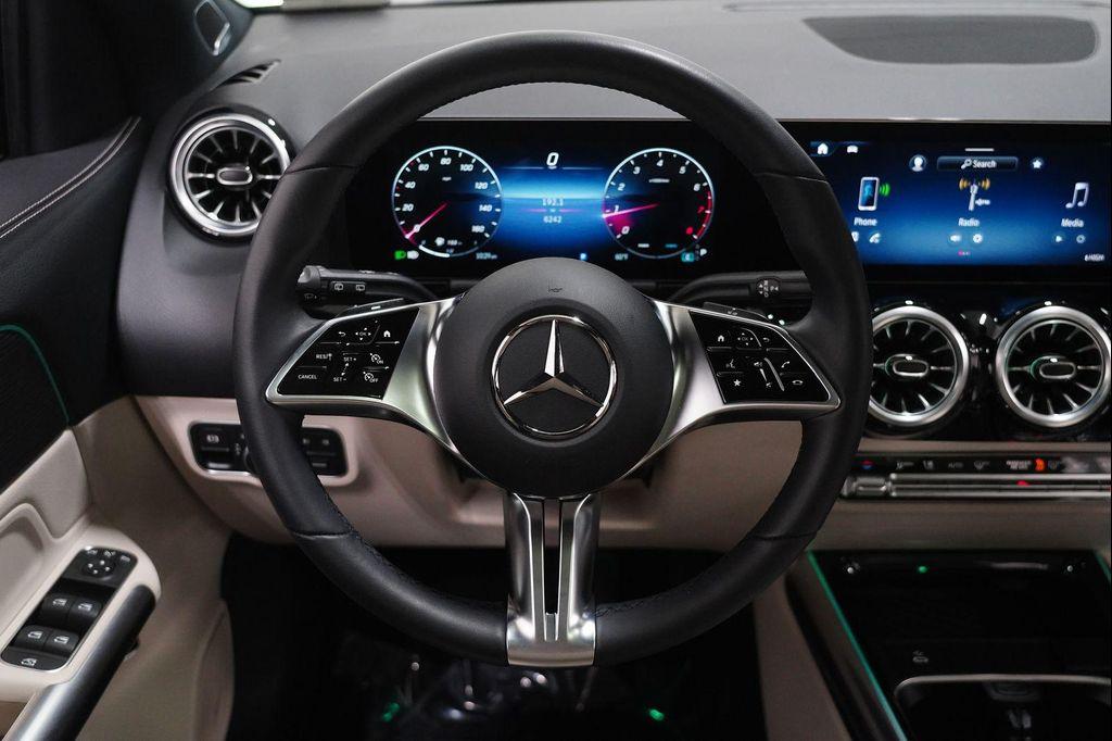 used 2025 Mercedes-Benz GLA 250 car, priced at $42,899