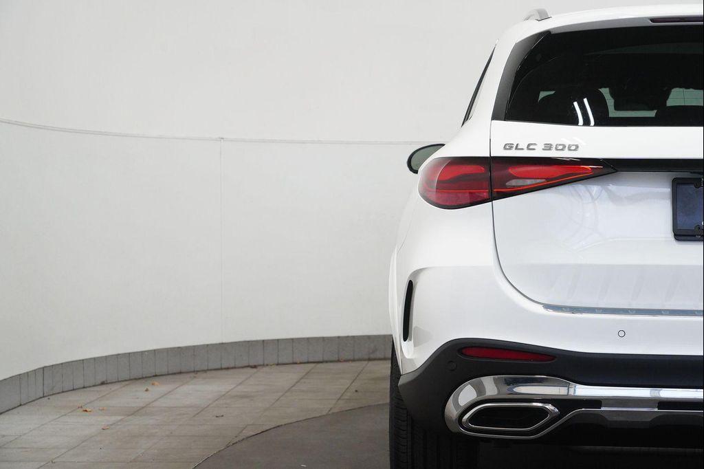 new 2026 Mercedes-Benz GLC 300 car, priced at $62,885