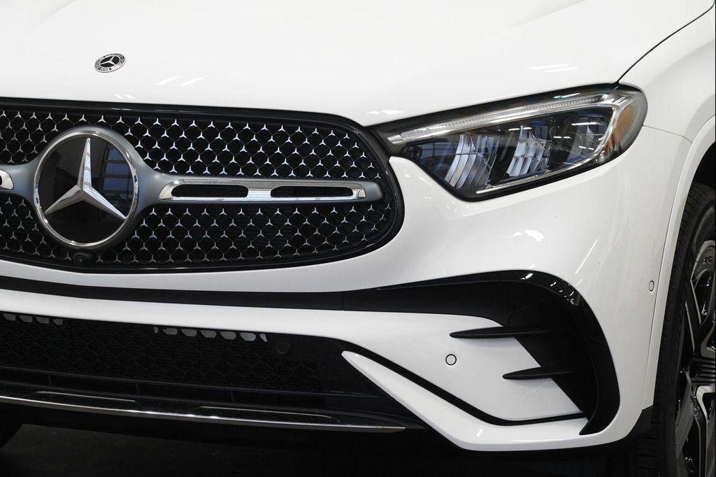 new 2026 Mercedes-Benz GLC 300 car, priced at $62,885
