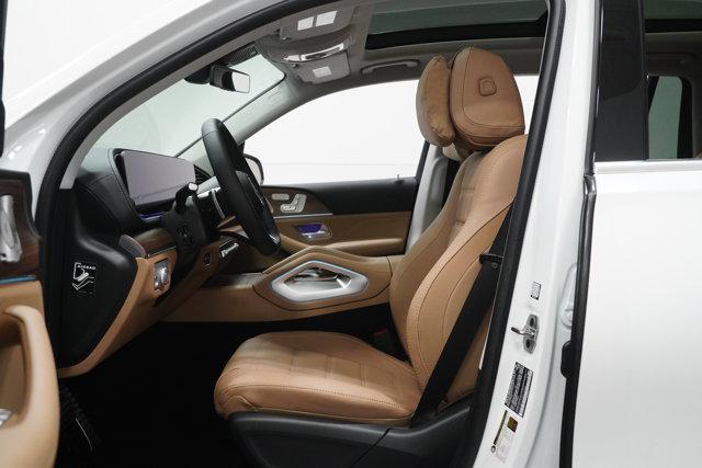 new 2025 Mercedes-Benz GLS 580 car, priced at $127,950
