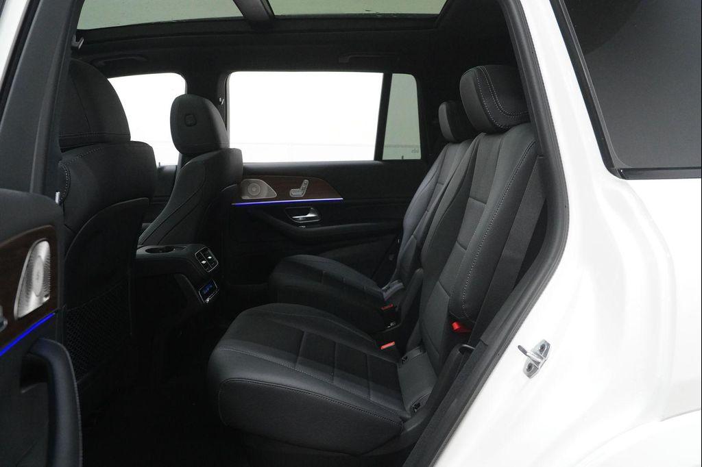new 2025 Mercedes-Benz GLS 450 car, priced at $95,480
