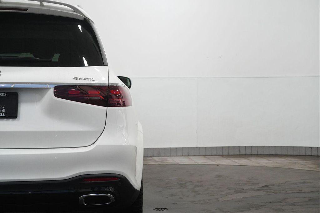 new 2025 Mercedes-Benz GLS 450 car, priced at $95,480