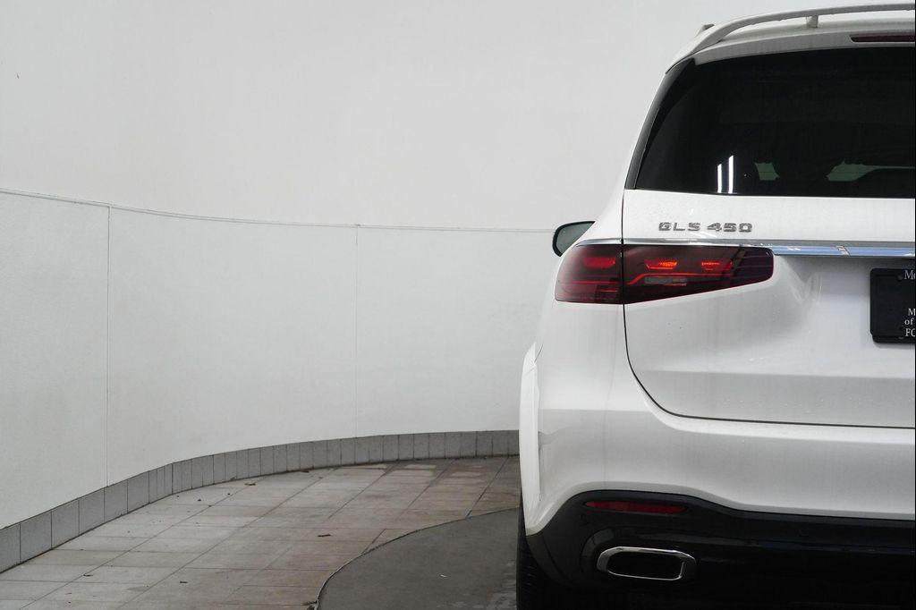 new 2025 Mercedes-Benz GLS 450 car, priced at $95,480
