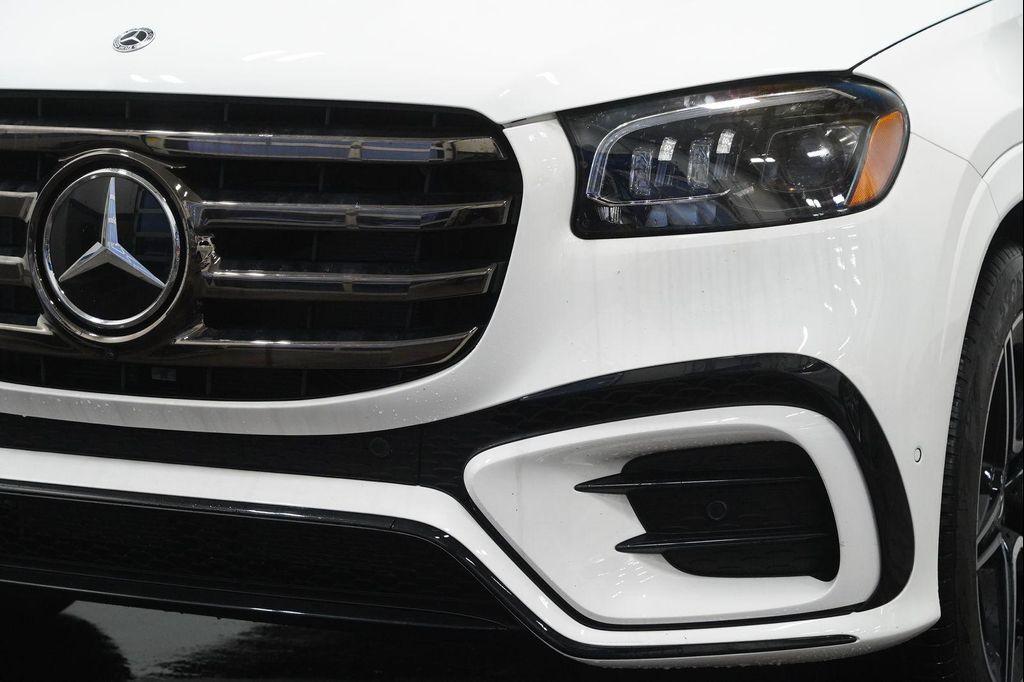 new 2025 Mercedes-Benz GLS 450 car, priced at $95,480