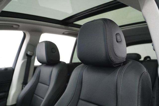 new 2025 Mercedes-Benz GLE 350 car, priced at $72,265