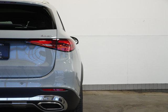 new 2025 Mercedes-Benz GLC 350e car, priced at $69,220