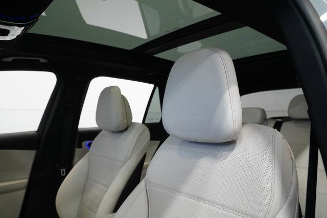 new 2025 Mercedes-Benz GLC 350e car, priced at $69,220