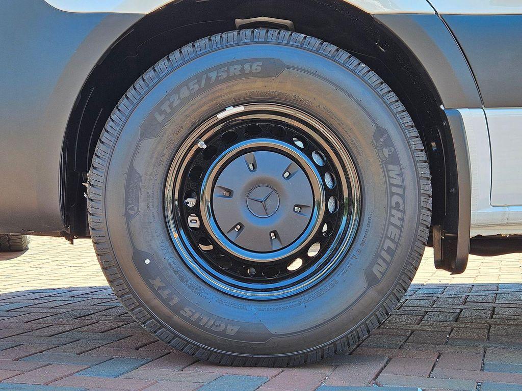 new 2024 Mercedes-Benz Sprinter 2500 car, priced at $80,900