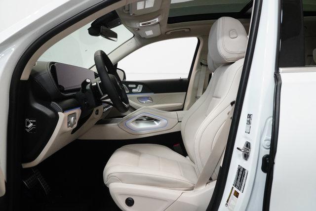 new 2025 Mercedes-Benz GLS 450 car, priced at $101,900