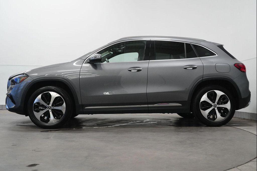 used 2025 Mercedes-Benz GLA 250 car, priced at $41,595
