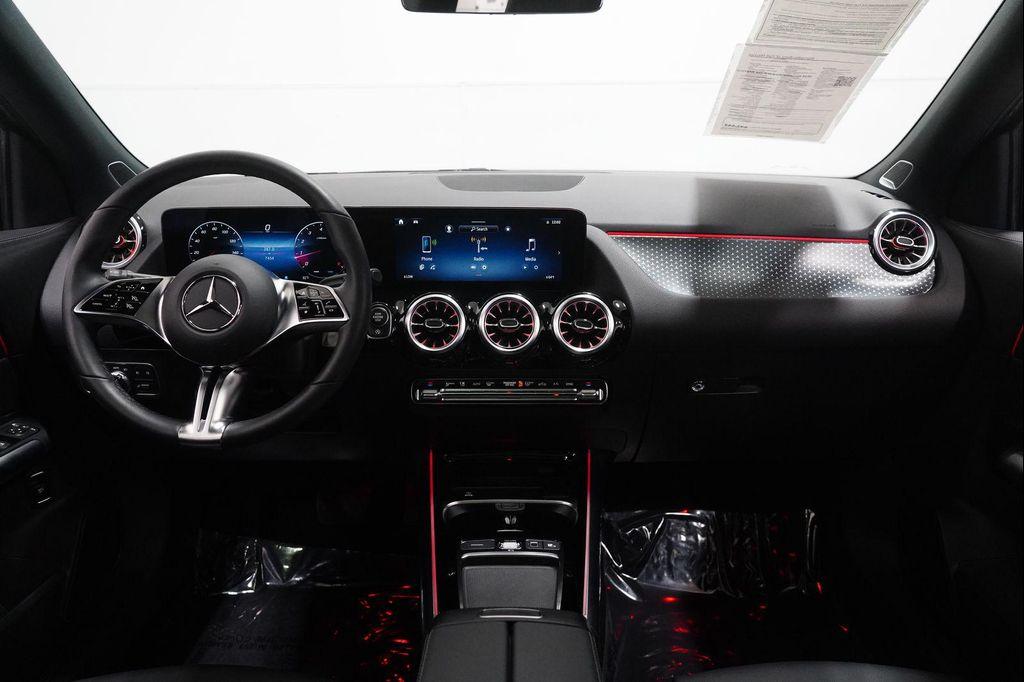 used 2025 Mercedes-Benz GLA 250 car, priced at $41,595