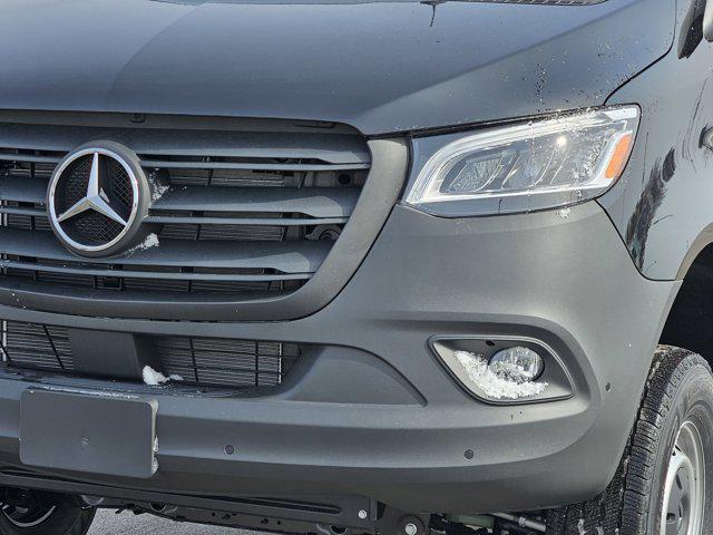 new 2025 Mercedes-Benz Sprinter 2500 car, priced at $82,641