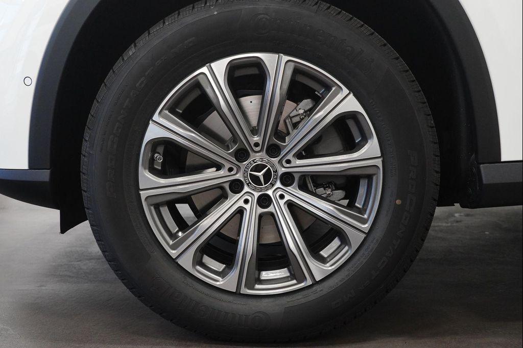 new 2026 Mercedes-Benz GLC 300 car, priced at $54,770