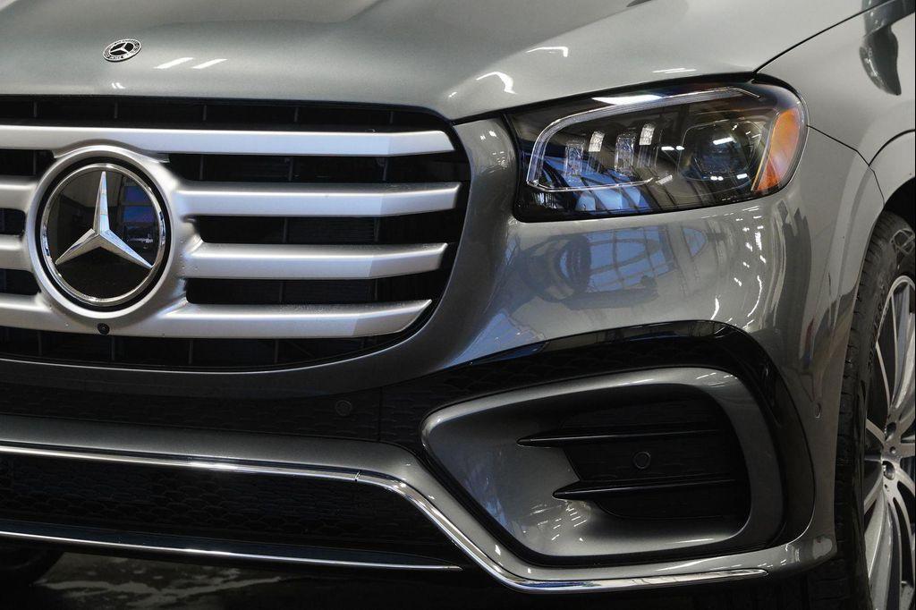 new 2025 Mercedes-Benz GLS 450 car, priced at $97,730